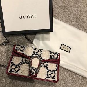 Gucci Women's White Tweed Dionysus Bag